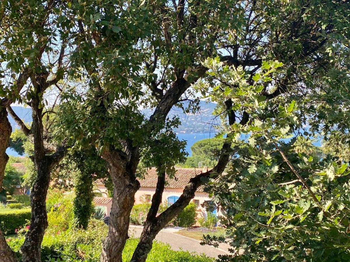 Villa Vue Mer Donnant Sur Le Golfe De St Tropez, 2 Chambres, 6 Pers, Piscine Commune Saint-Tropez Zewnętrze zdjęcie